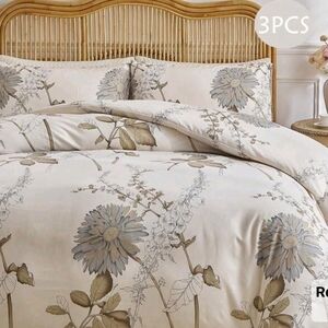 NWT SHEIN Cream and Brown Floral Duvet Cover Set